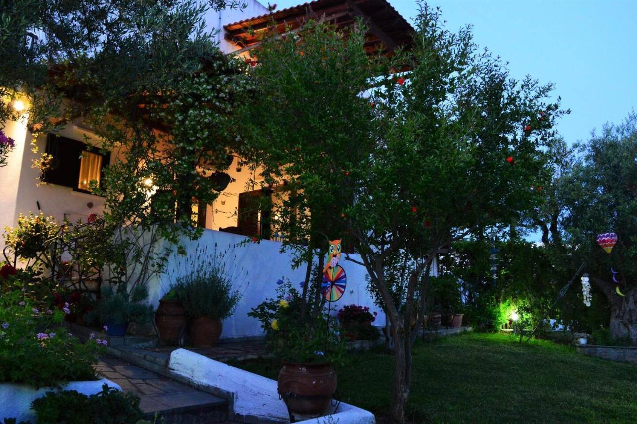 Villa Sonia'S House With Garden Gerakini Exterior foto